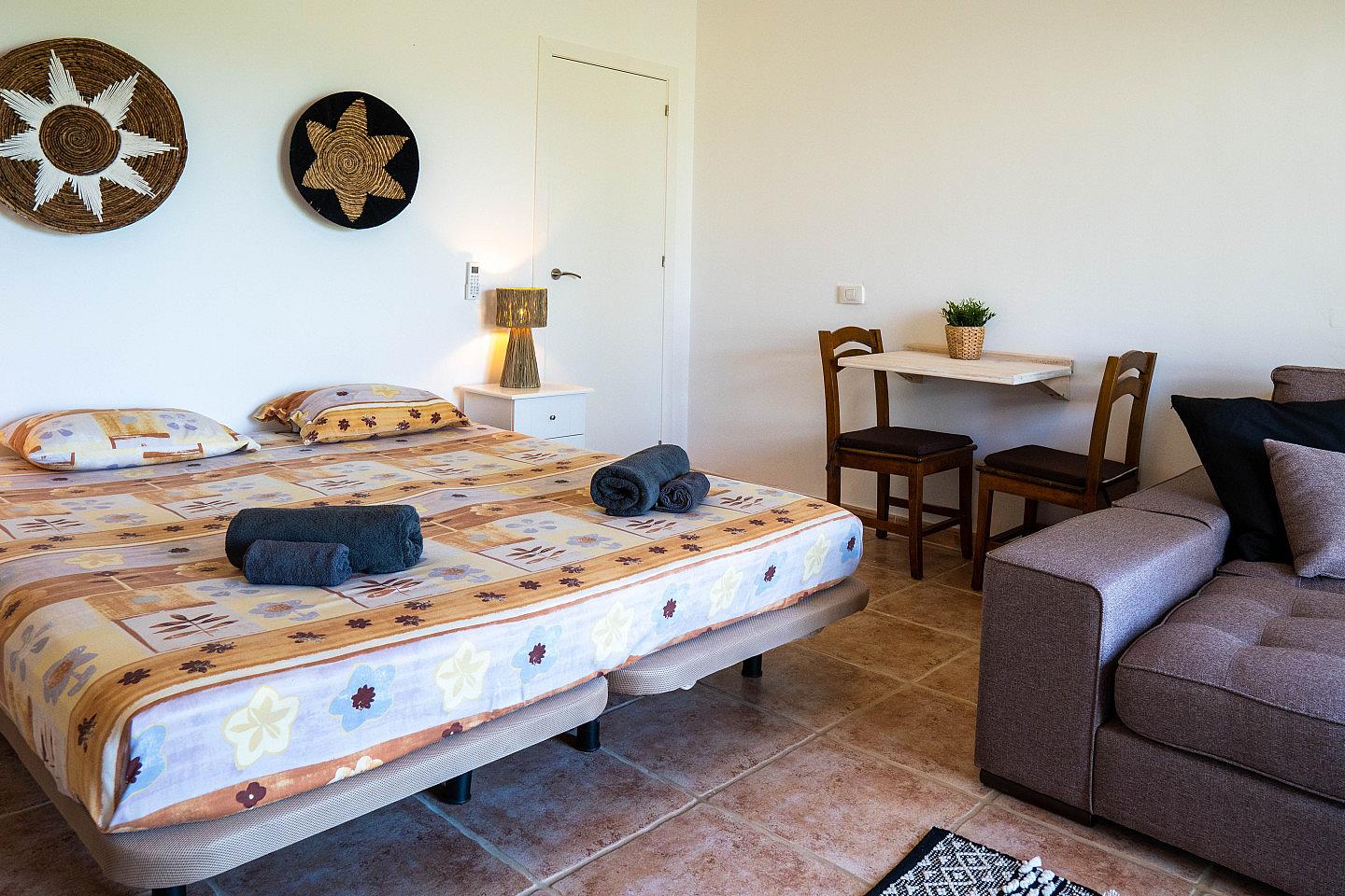  Eagle Room  -  Stunning Boho Coliving Casa with Pool and Golf Views in Tenerife House  - Gallery -  24