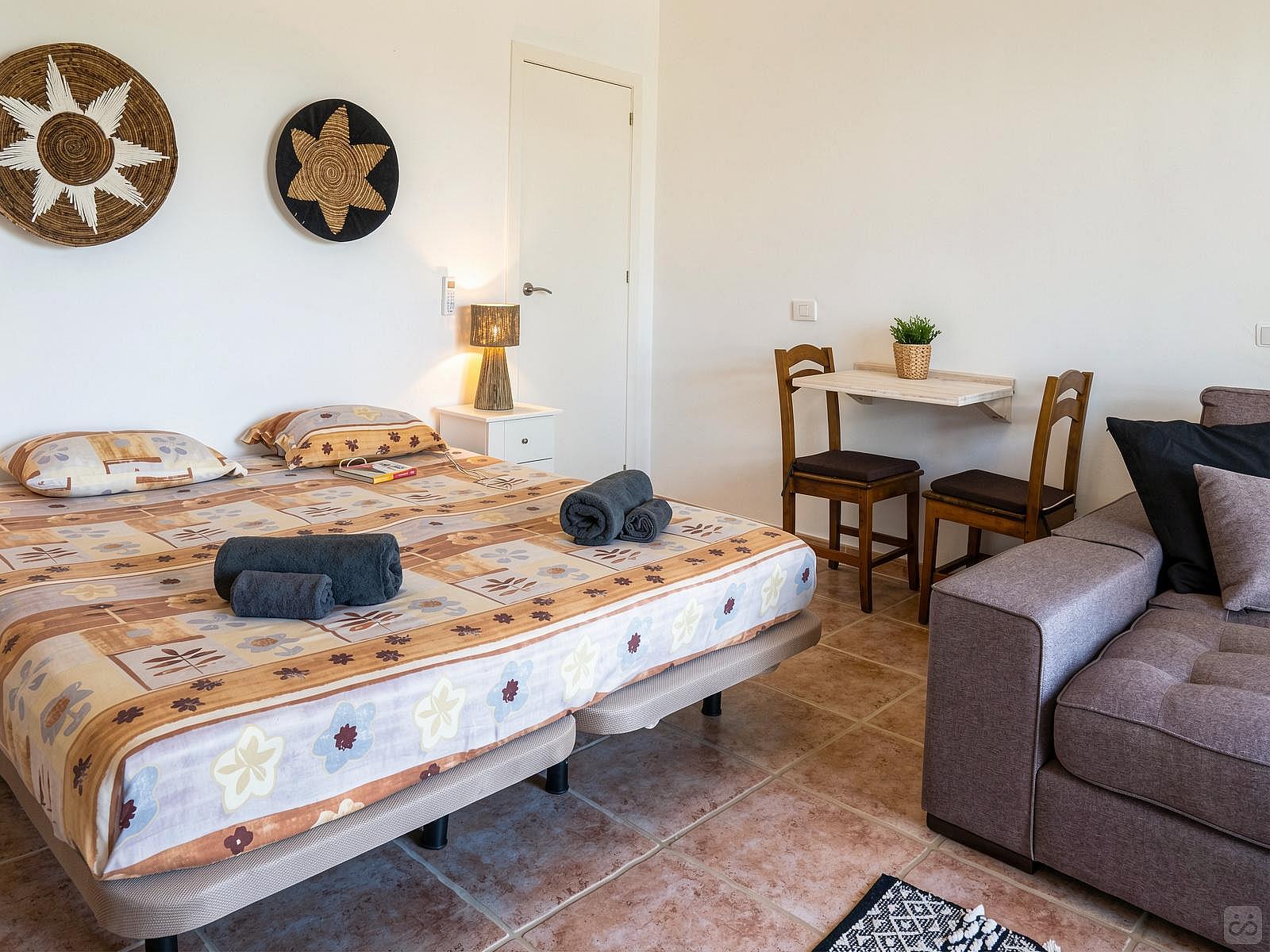 Eagle Room  -  Stunning Boho Coliving Casa with Pool and Golf Views in Tenerife House  - Gallery -  31