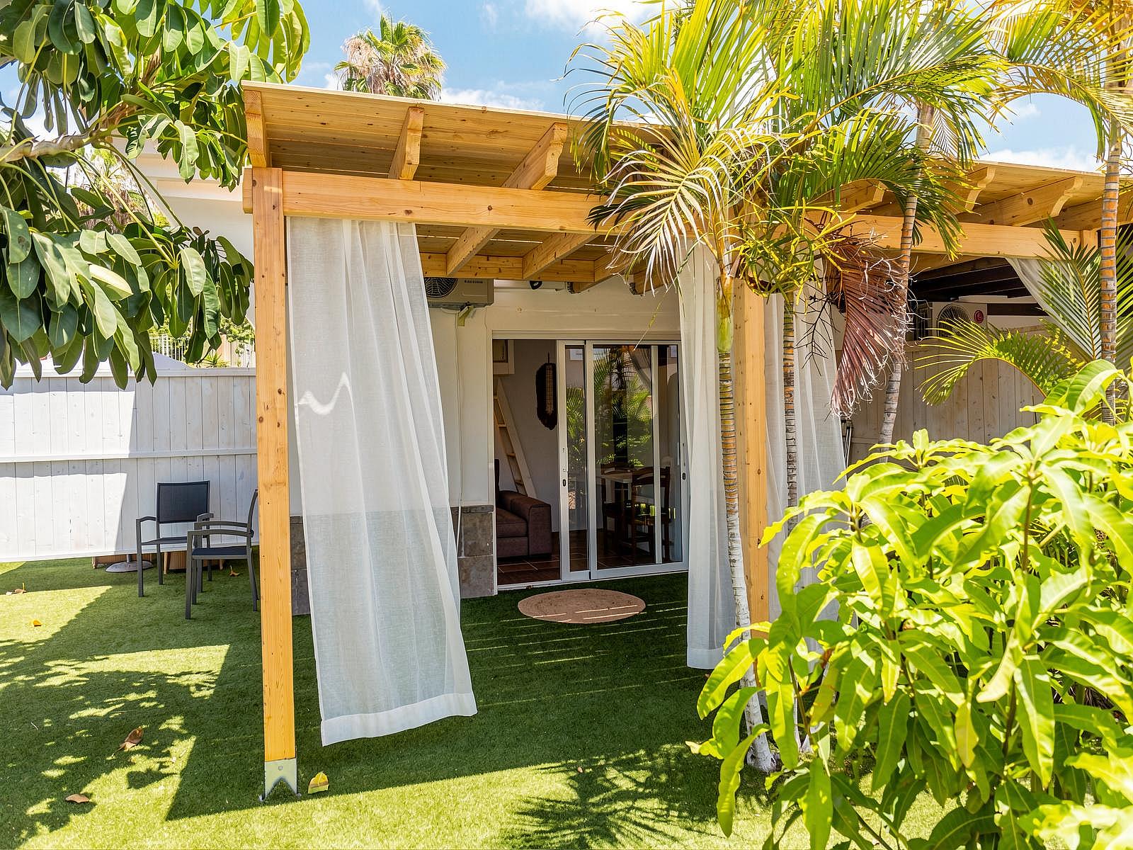  Albatross Room  -  Stunning Boho Coliving Casa with Pool and Golf Views in Tenerife House  - Gallery -  27