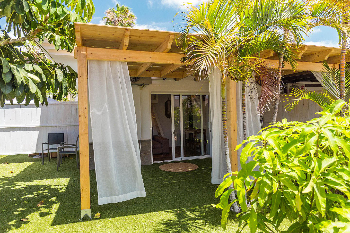  Albatross Room  -  Stunning Boho Coliving Casa with Pool and Golf Views in Tenerife House  - Gallery -  21