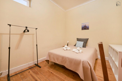 Cosy double bedroom near the Avenida metro  - Gallery -  5