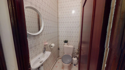 Cosy double ensuite bedroom close to the Université Toulouse Capitole