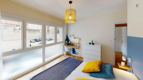 Bright double bedroom near Jeanne d'Arc metro station