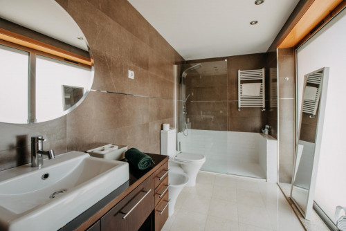 2-bedroom apartment, with outdoor area