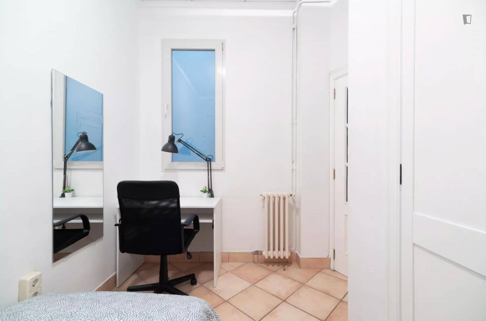 Appealing Single Bedroom - 1
