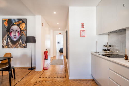 Stylish 2-bedroom apartment close to Jardim Zoológico