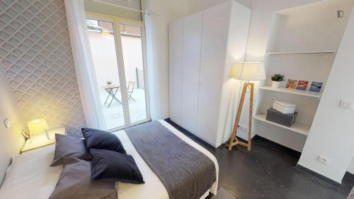 Snug double ensuite bedroom not far from École Nationale Supérieure des Arts et Métiers
