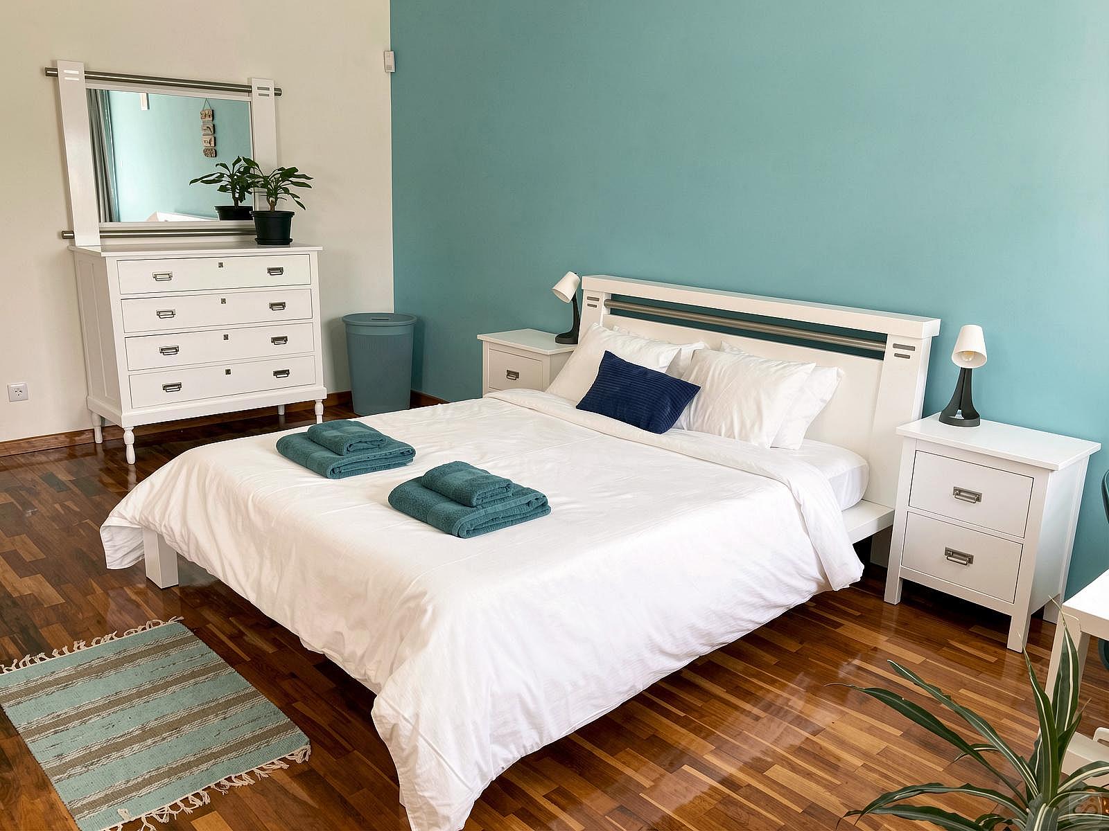 Private Queen Ensuite - Ocean Room - 50