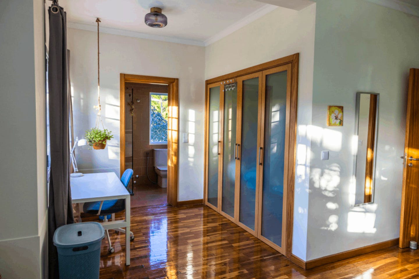 Private Queen Ensuite - Ocean Room - 11