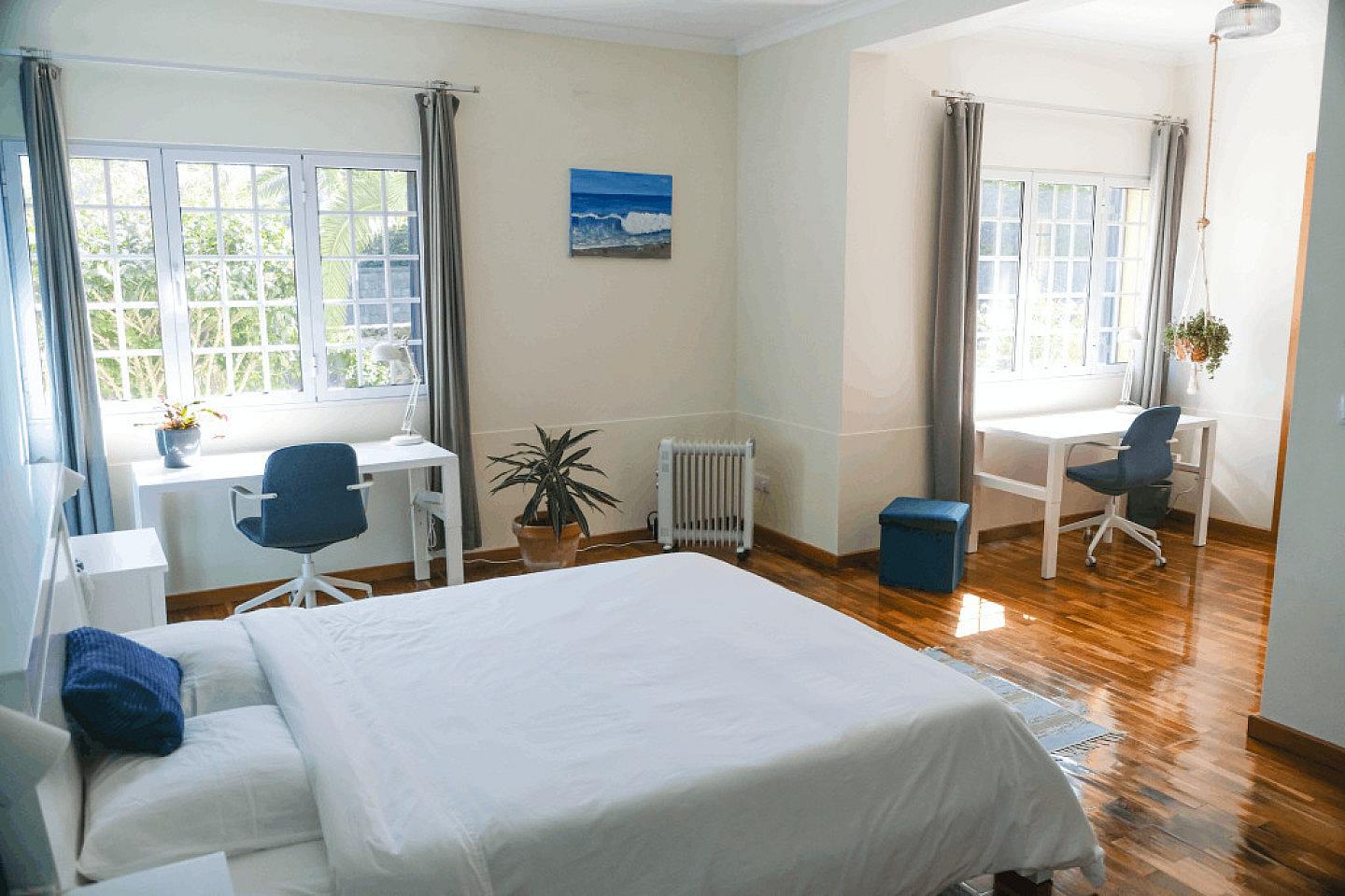 Private Queen Ensuite - Ocean Room - 37