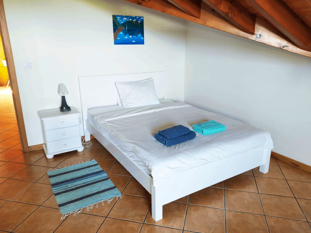 Private Single - Waterfall Room - 6