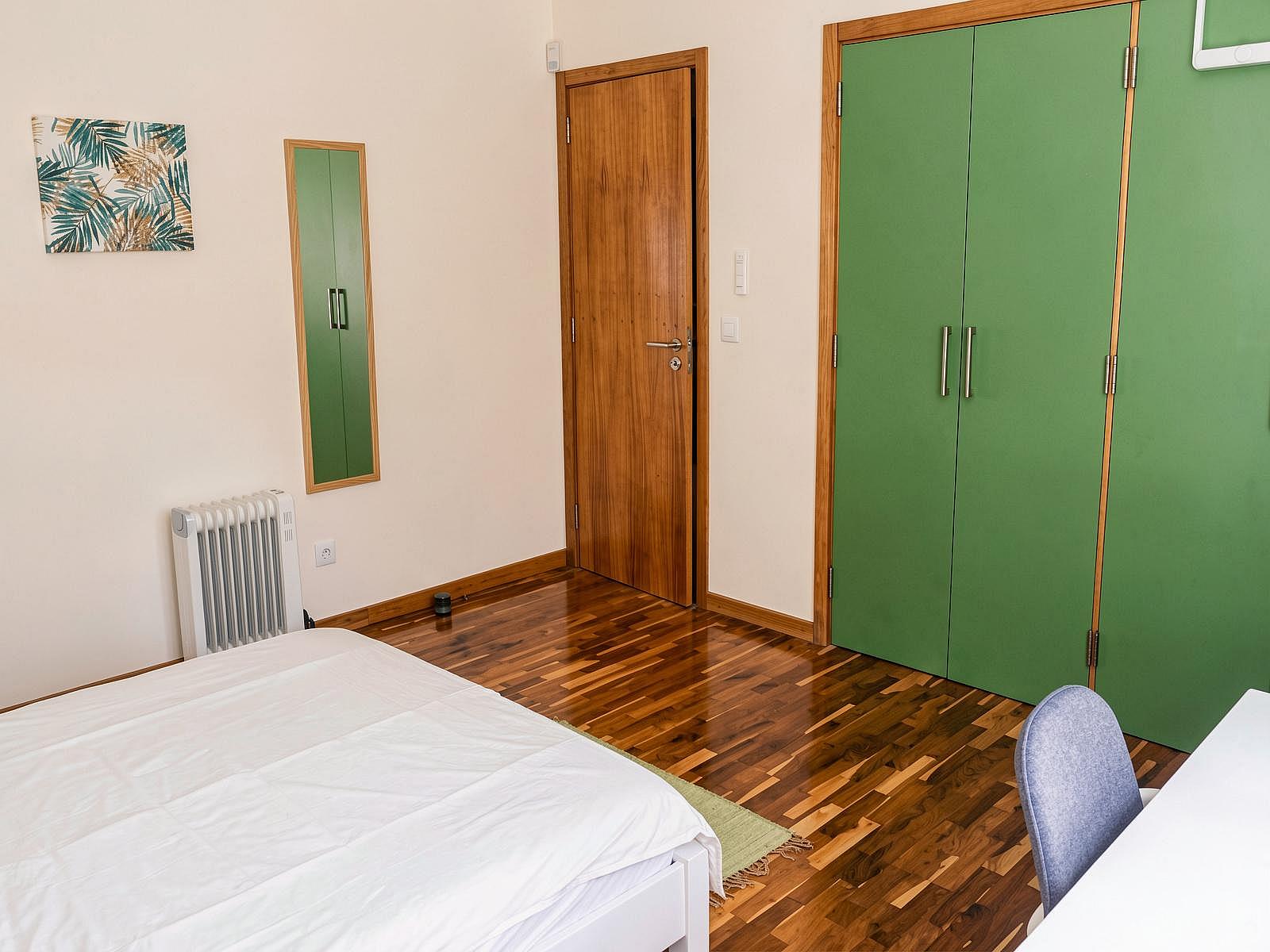 Private Queen - Fern Room - 20
