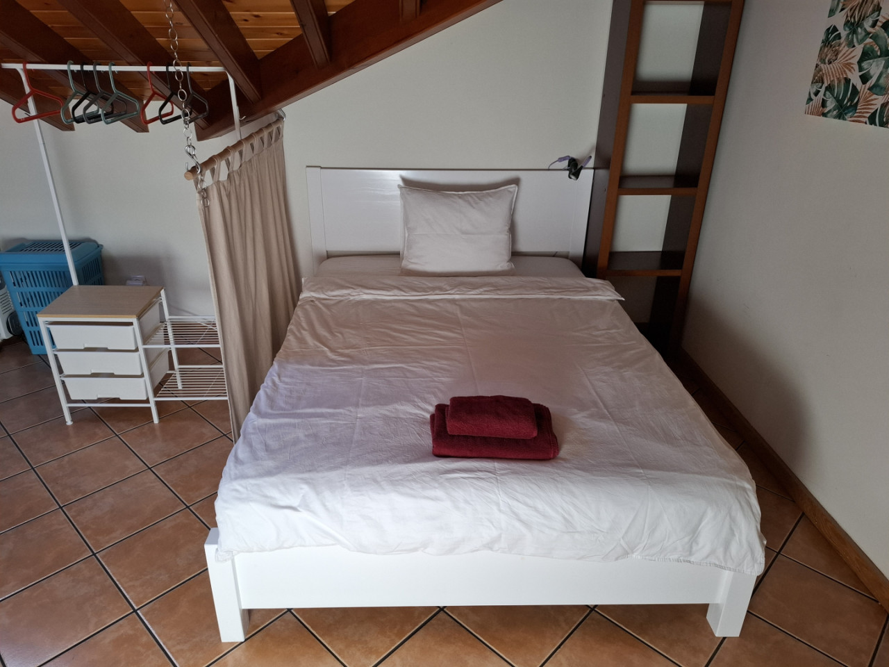 Bed In A 2-Bed Room - 6