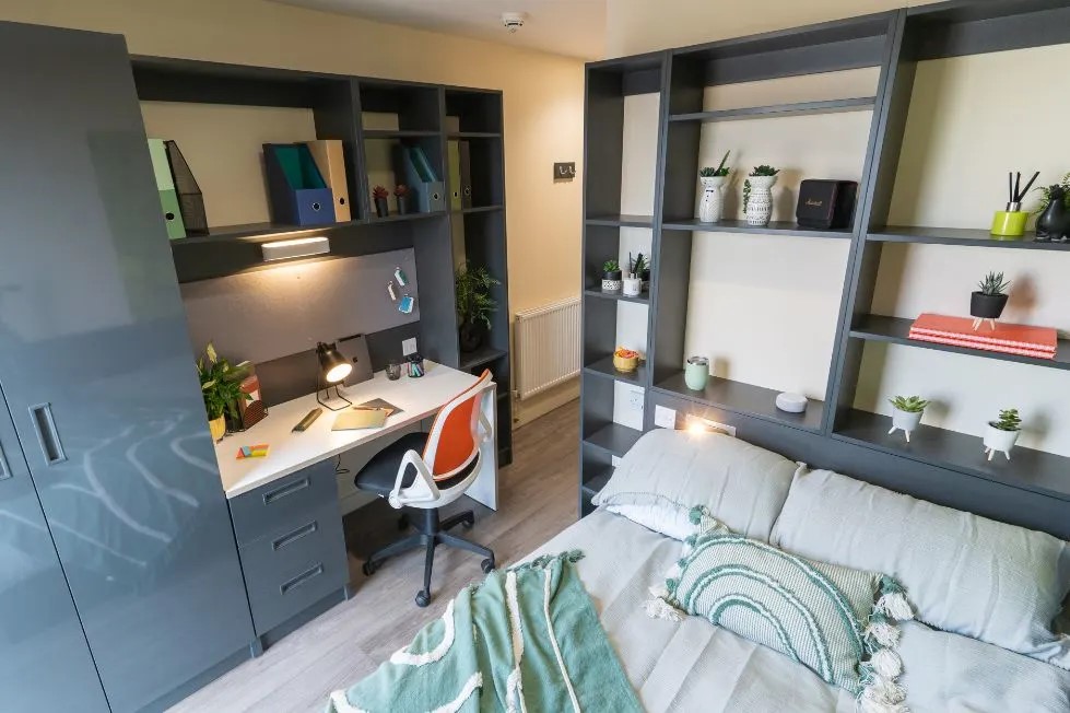  8 Bed Classic En-Suite  -  Oxford House  - Gallery -  11