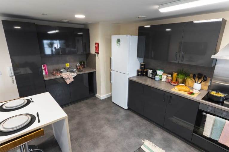  8 Bed Premium En-Suite  -  Oxford House  - Gallery -  12