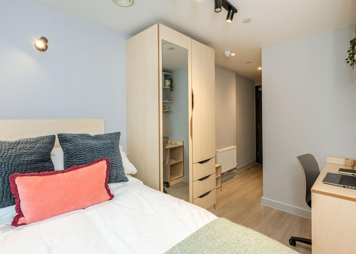 Classic Ensuite - 2