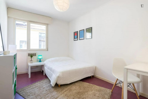 Comfy double bedroom not far from the Esplanade Nelson Mandela - Gallery - 3
