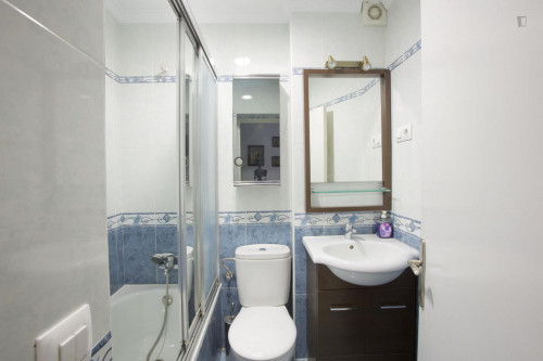 Neat 2-bedroom apartment in Tiro de Linea - Gallery - 15