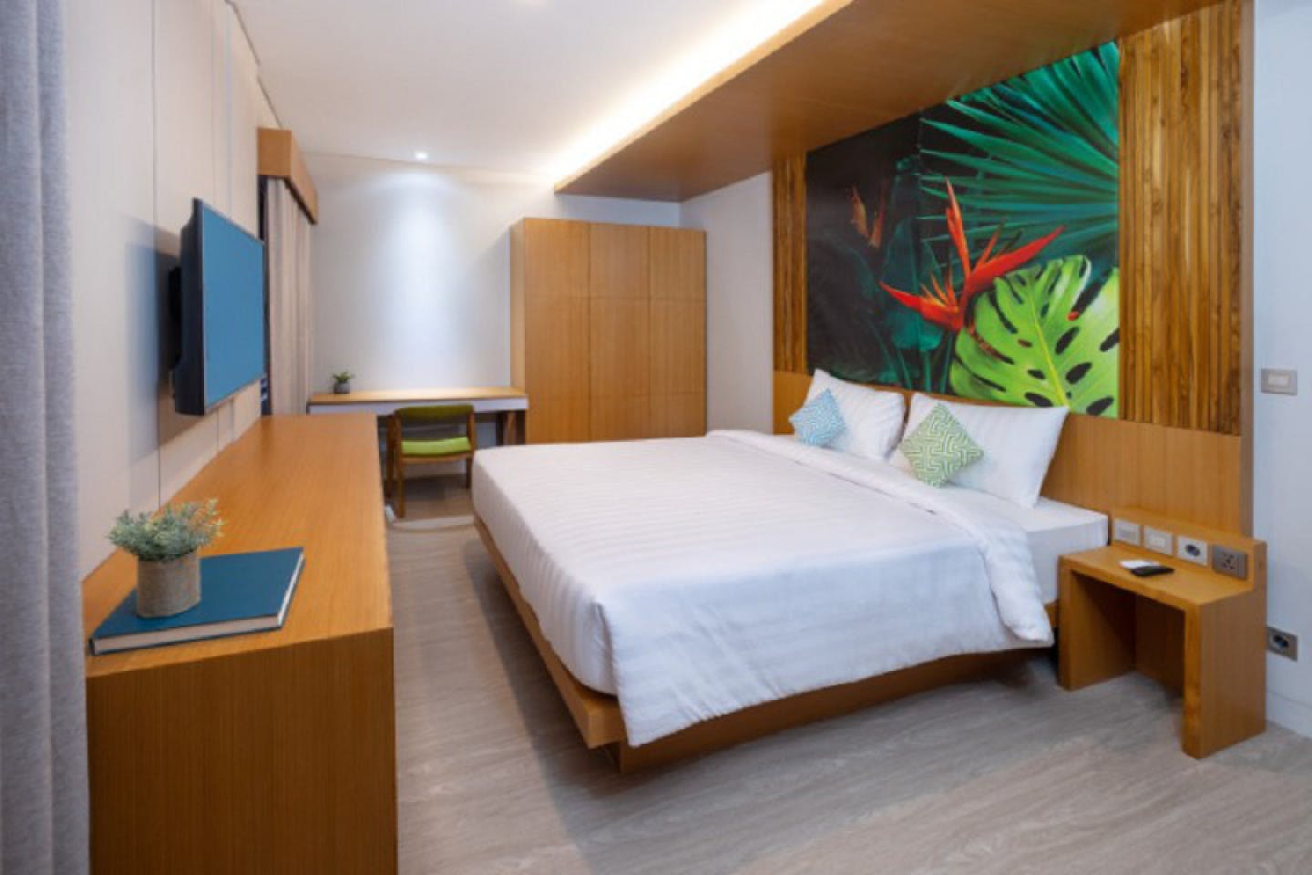 Deluxe Room - Modern Coliving Oasis for Nomads in Vibrant Denpasar, Bali - Gallery - 5
