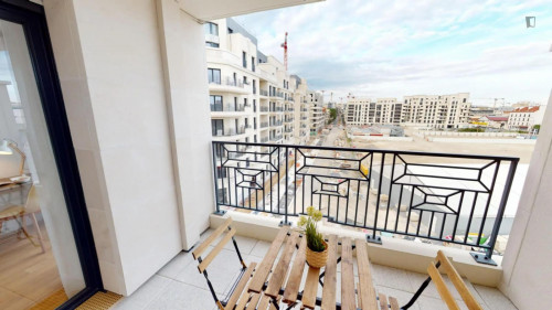 Inviting single bedroom with balcony in a 4-bedroom apartment close to Garibaldi metro station - Gallery - 5