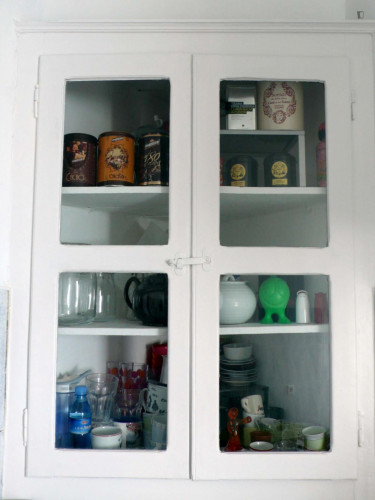 Sunny single bedroom in a 4-bedroom flat