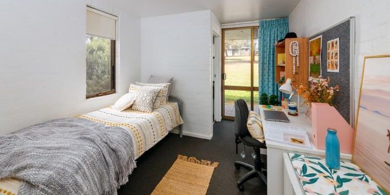  Mulleum Studio With En-Suite  -  Unilodge @ Campus West  - Gallery -  1