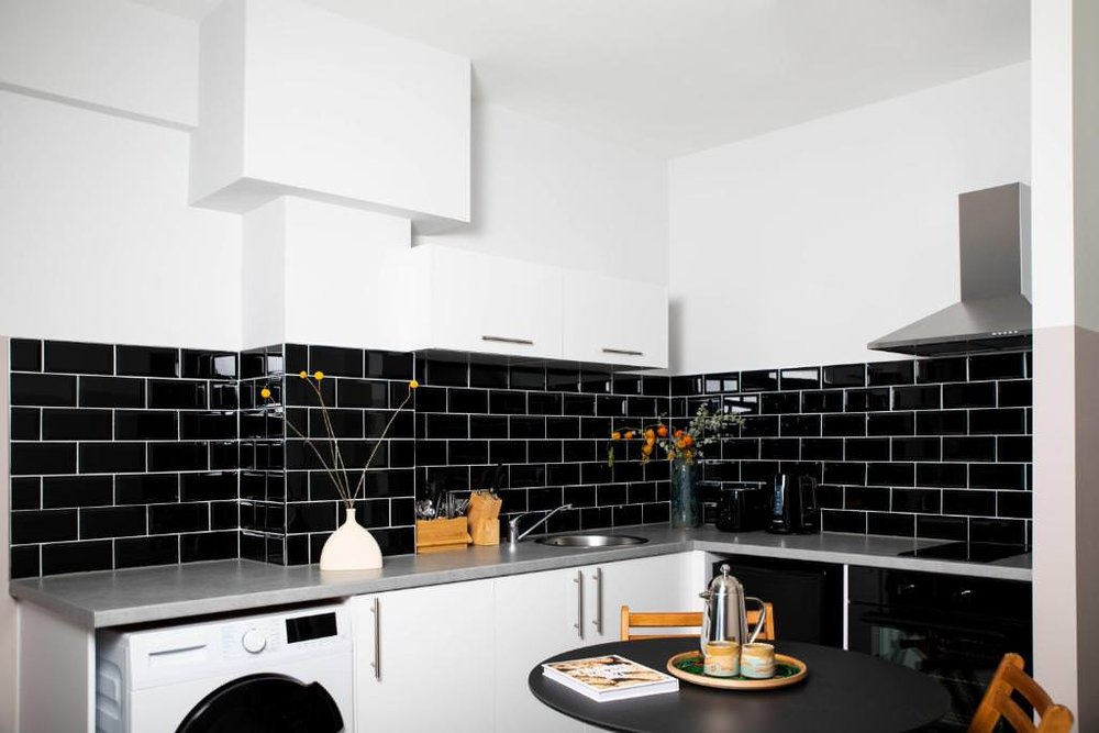 One Bed (Ensuite Bath) - 6