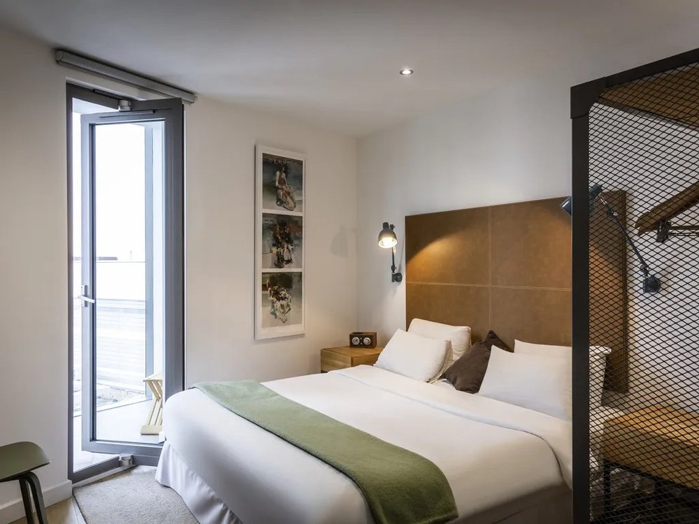  1 Bed Apartment  -  Kew Bridge Suites  - Gallery -  1