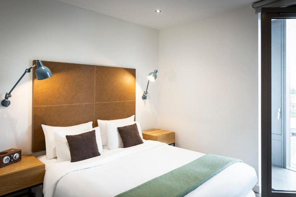 1 Bed Apartment  -  Kew Bridge Suites  - Gallery -  3