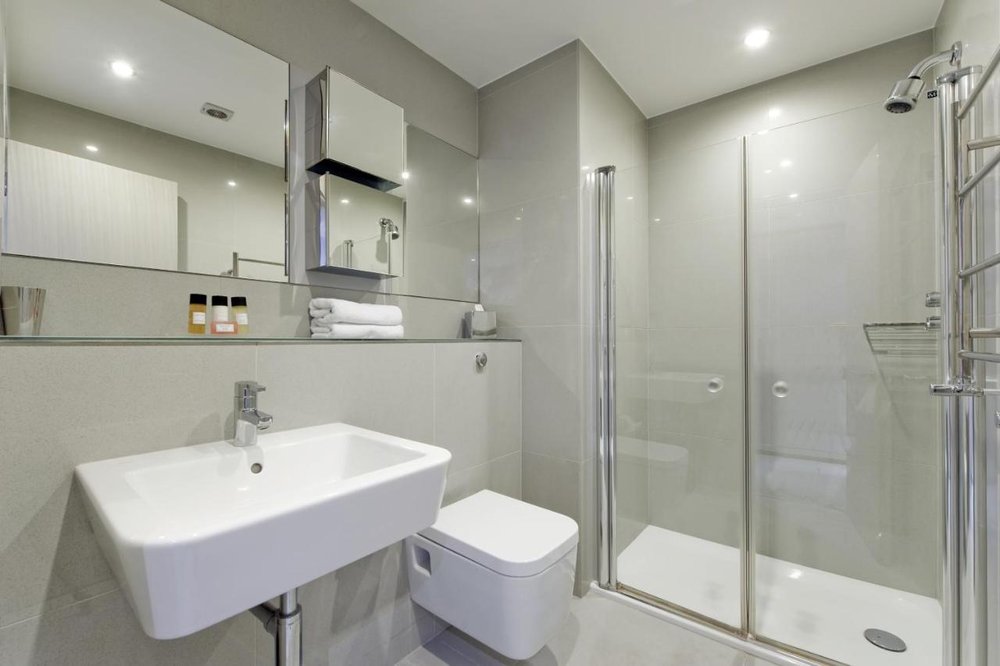 Earl’s Court No.5 (Studio) - 4