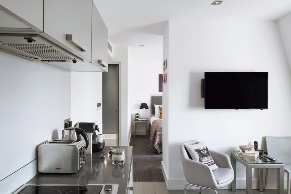 Earl’s Court No.7 (Studio) - 3