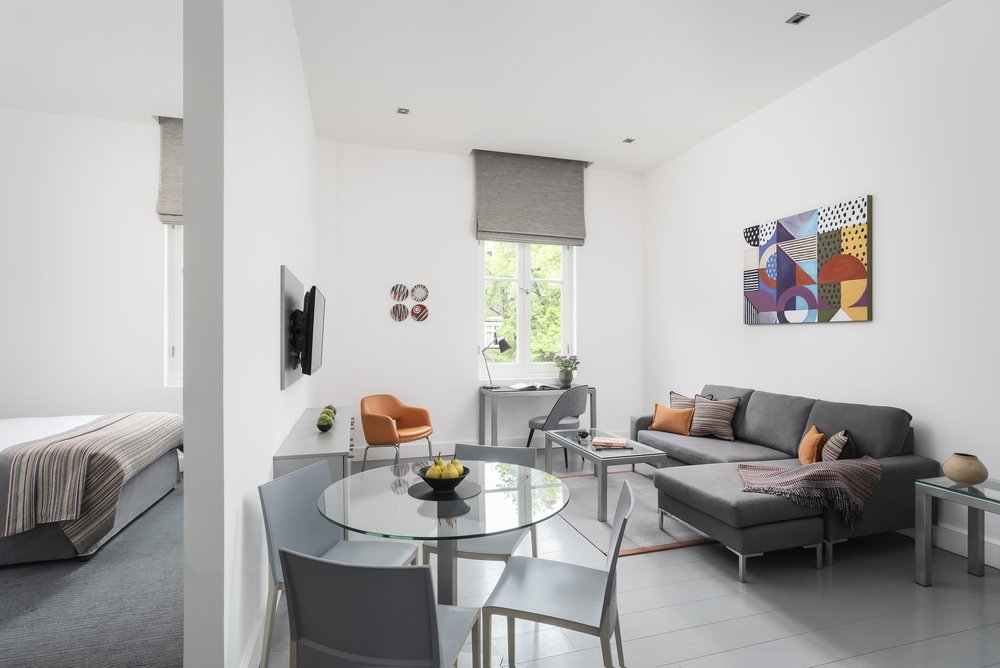 Earl’s Court No.9 (Studio) - 4