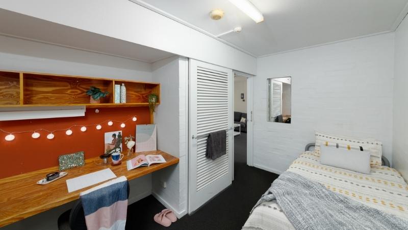 Gurubun - 7 To 9 Bedroom Apartment - 1