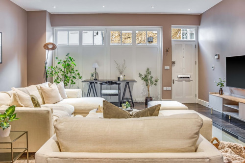 Lancaster Mews - Gallery - 15
