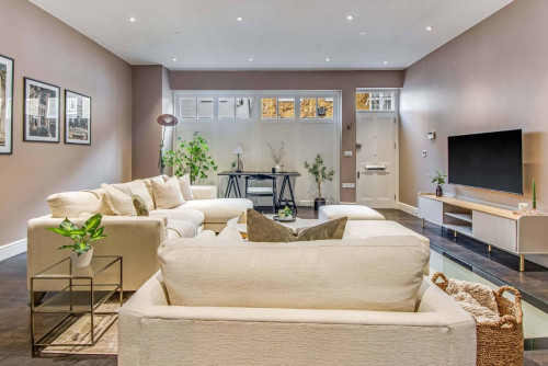 Lancaster Mews - Gallery - 23