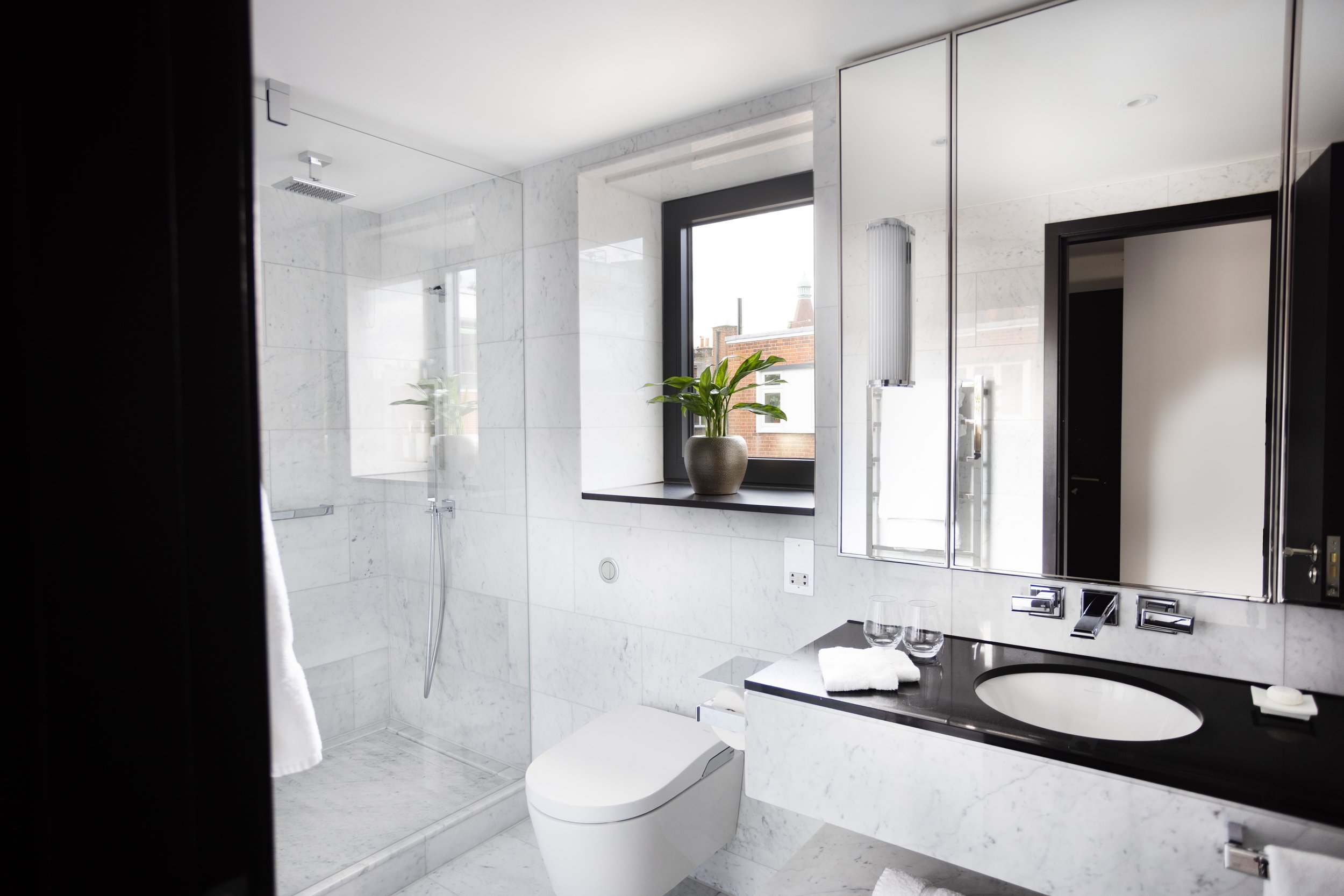 2 Bed Apartment - The Knightsbridge Collection - Gallery - 3