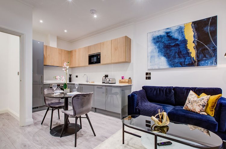  1 Bed Apartment  -  Fulham Road  - Gallery -  5