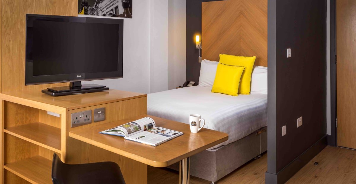 Leeds City  - Gallery -  5