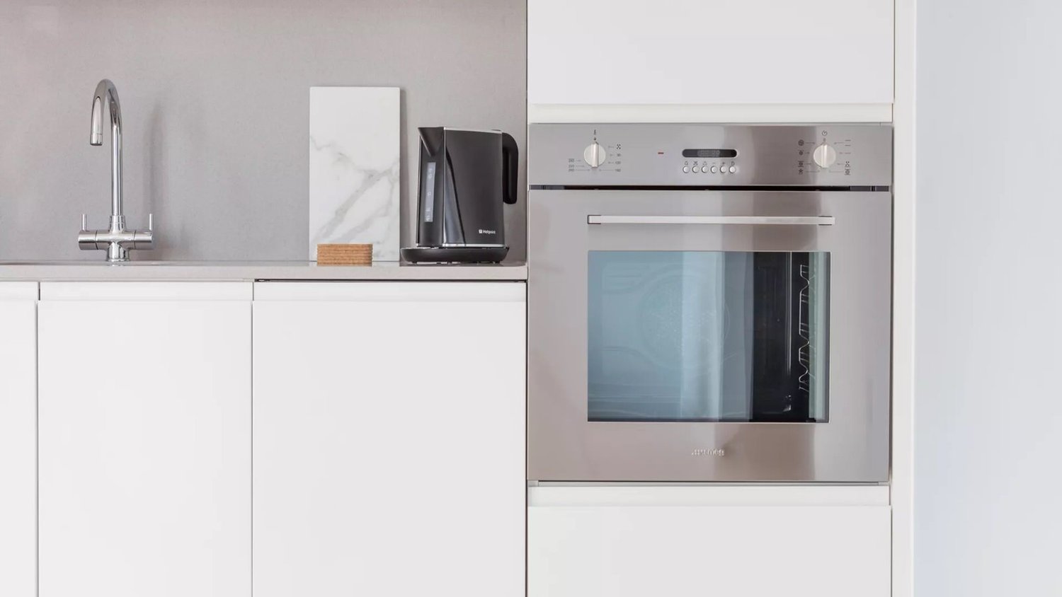 Spacious Studio Apartment - 4