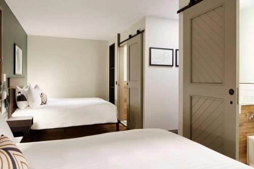 Long Lane Suites - Gallery - 14