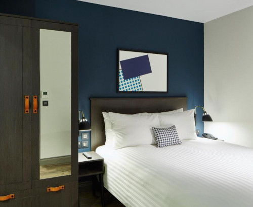 Long Lane Suites - Gallery - 15