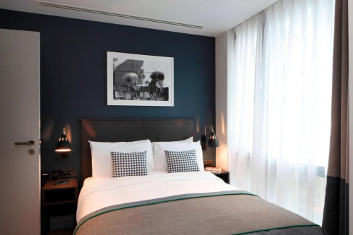 Long Lane Suites - Gallery - 18