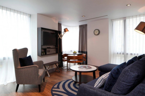 Long Lane Suites - Gallery - 5