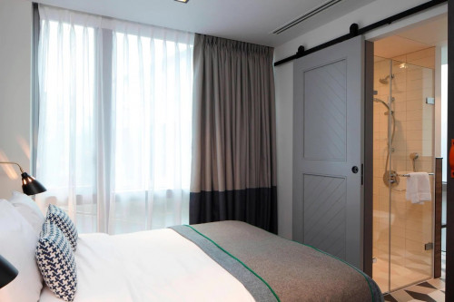 Long Lane Suites - Gallery - 19