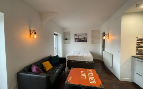 Very comfy studio in Paris close to Pont de Neuilly