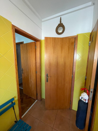 Cosy single ensuite bedroom in São Pedro do Estoril - Gallery - 8
