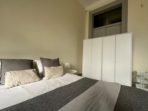 Ample and welcoming studio in Marquês de Pombal - Gallery - 21