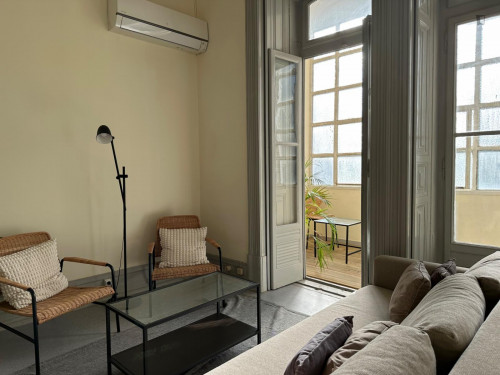 Ample and welcoming studio in Marquês de Pombal - Gallery - 11
