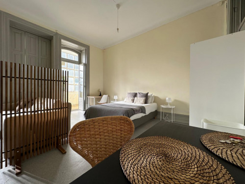Ample and welcoming studio in Marquês de Pombal - Gallery - 23