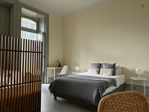 Ample and welcoming studio in Marquês de Pombal - Gallery - 25